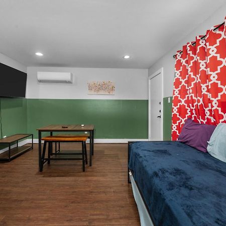 Rustic 1Br Apartment Near Medcenter-Uh-Nrg Houston Esterno foto